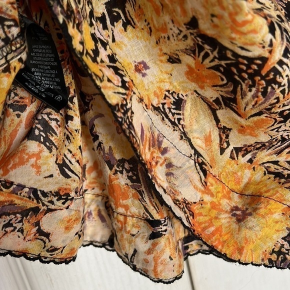 Free People Cool Meadow Printed Top in Midnight Combo Medium - Picture 13 of 13